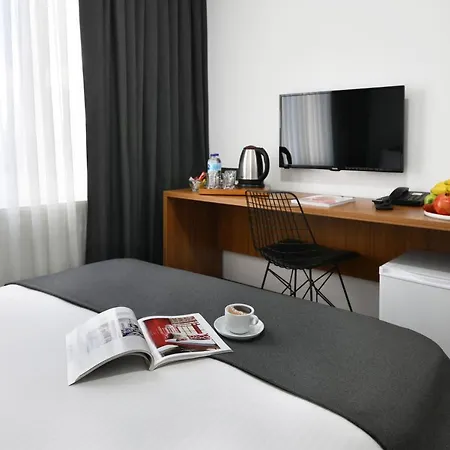 Nish Atasehir Hotel
