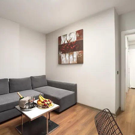 Nish Atasehir Hotel