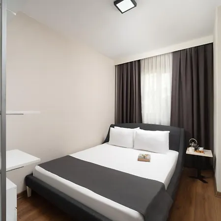 Nish Atasehir Hotel