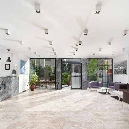 Nish Atasehir Hotel