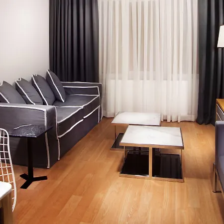 Hotel Nish Atasehir