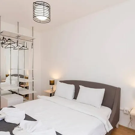 Hotel Nish Atasehir