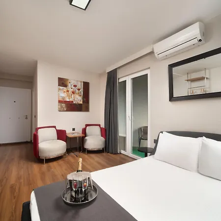 Hotel Nish Atasehir
