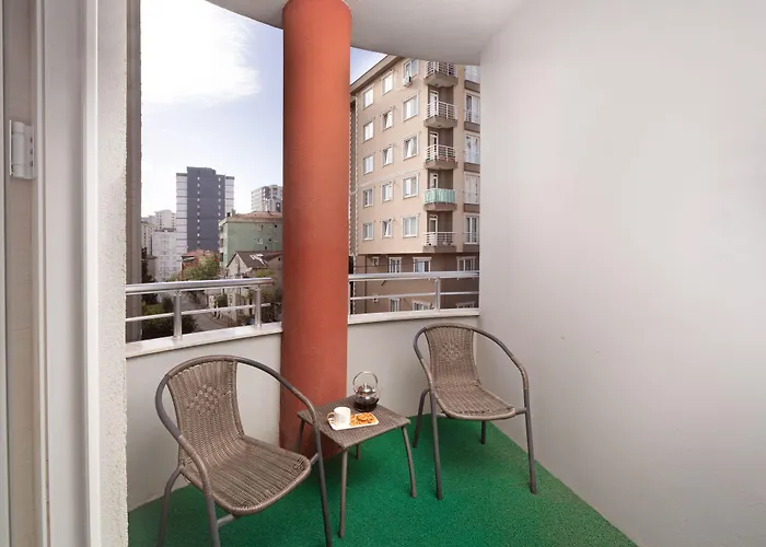 Hotel Nish Atasehir 4*