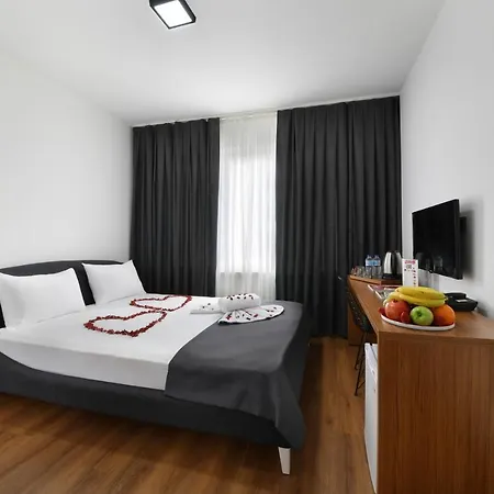 Nish Atasehir